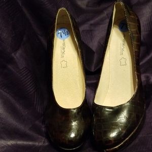 Shoes: Heels